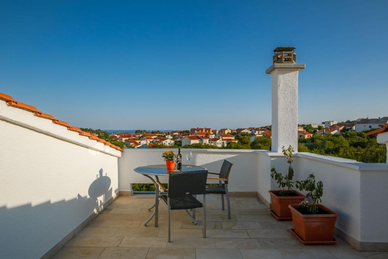 Guesthouse Halilagic Krk Town Bagian luar foto