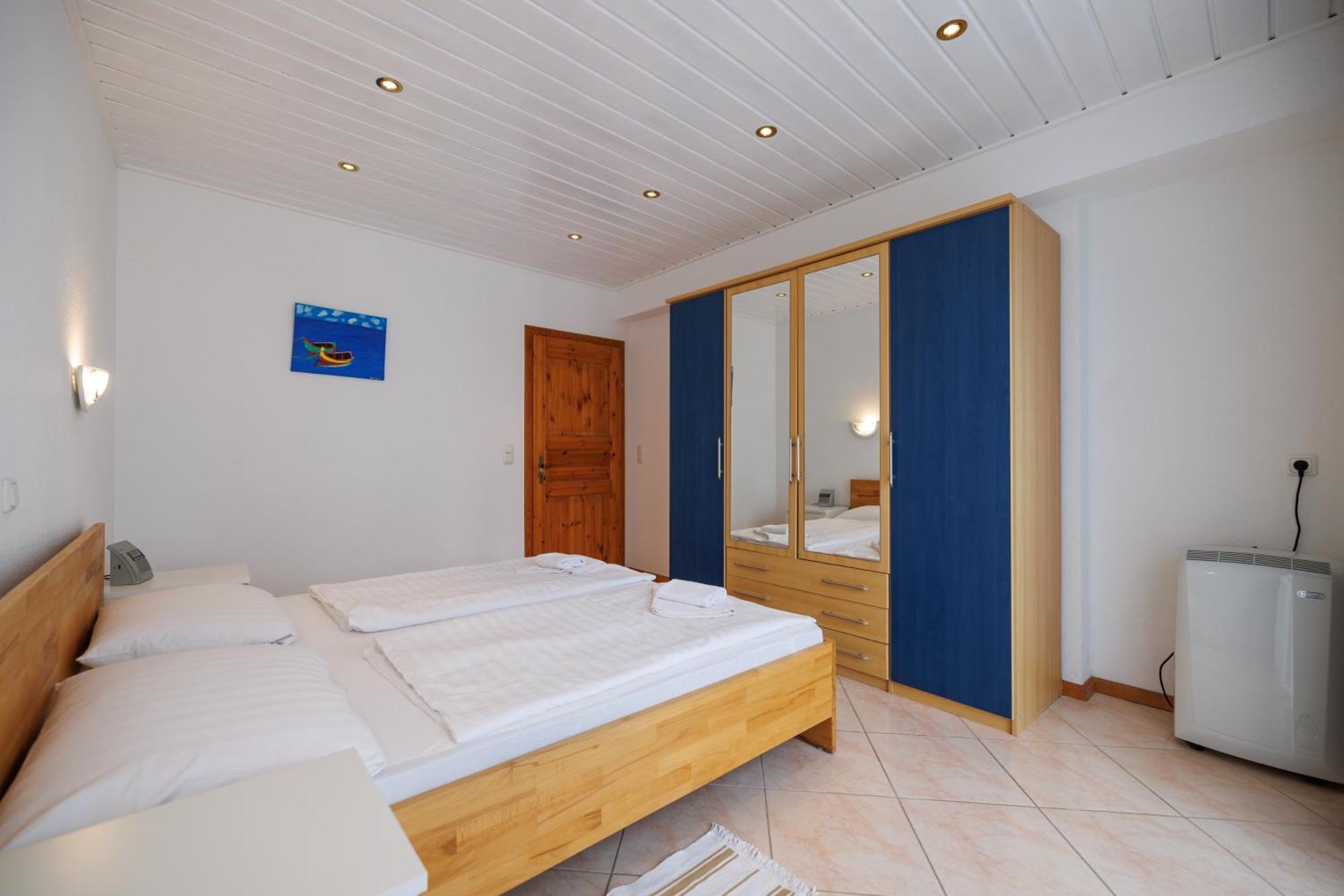 Guesthouse Halilagic Krk Town Bagian luar foto