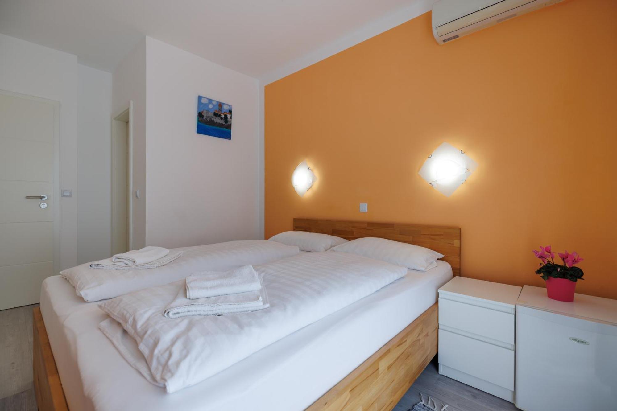 Guesthouse Halilagic Krk Town Bagian luar foto